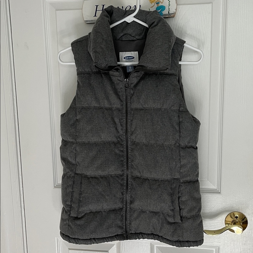 Old Navy Charcoal Puffer Vest